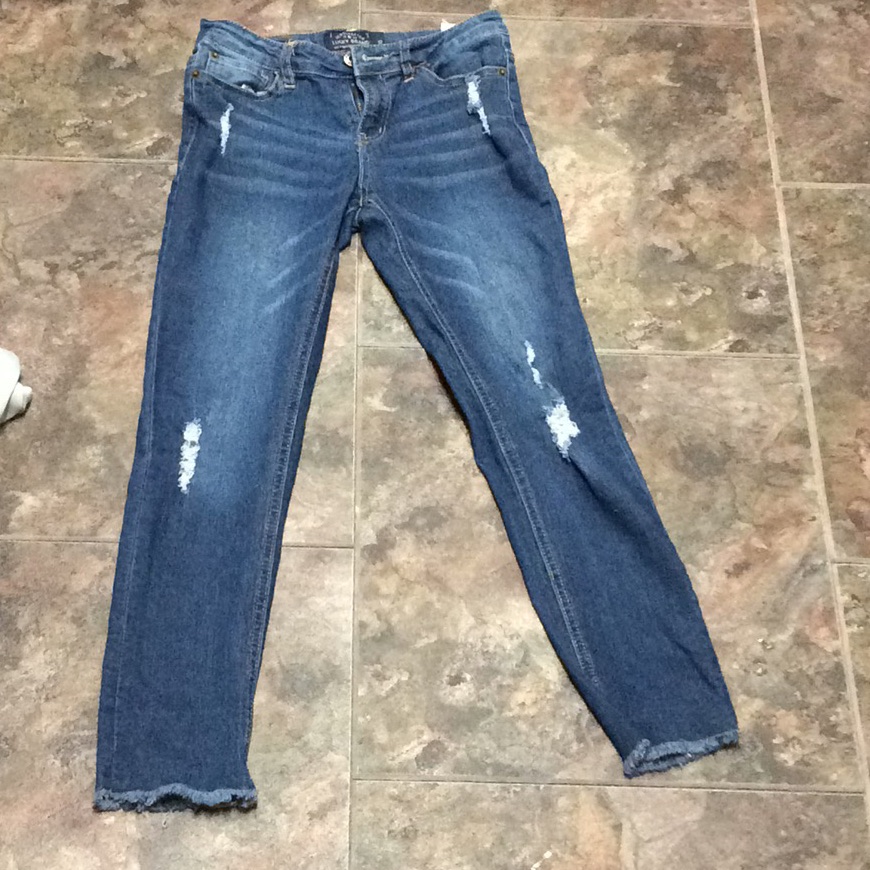 33 Lucky Brand Jeans